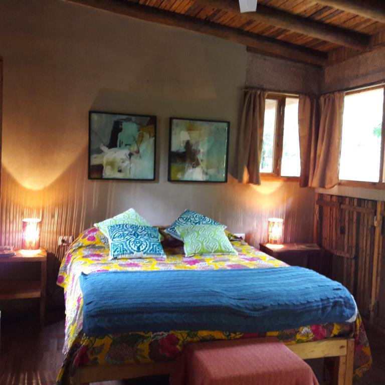 Croa La Rana Hotel Yacanto Ngoại thất bức ảnh