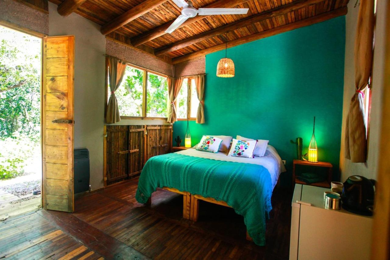 Croa La Rana Hotel Yacanto Ngoại thất bức ảnh