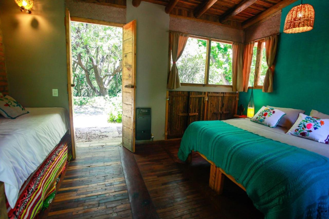 Croa La Rana Hotel Yacanto Ngoại thất bức ảnh